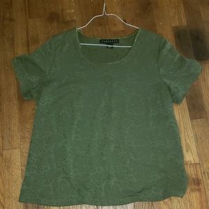 Textured short sleeve T